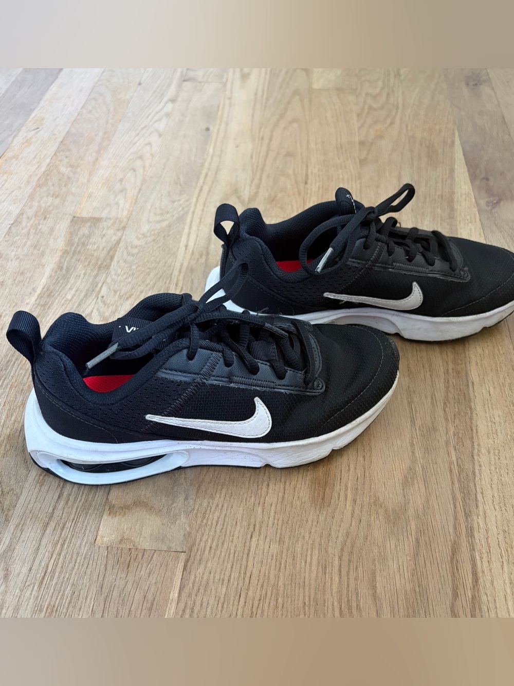 Nike Air Max INTRLK Lite Sneakers | Boys Size 3.5 | Big Kids | 👟